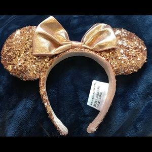 Rose gold Minnie ears